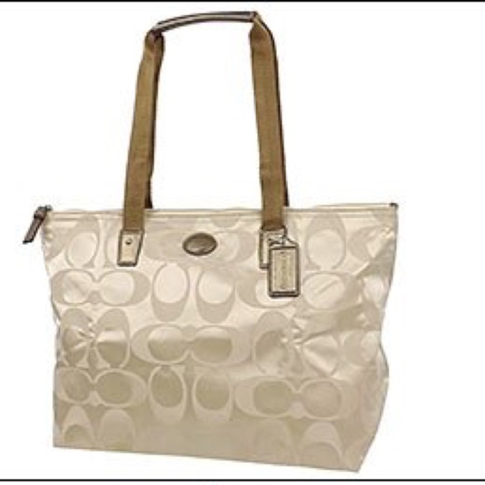 COACH F77321 GETAWAY SIGNATURE NYLON